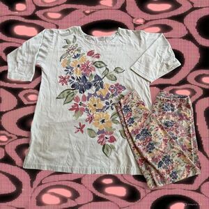 Matching 2 Piece Retro Floral Legging Shirt Set